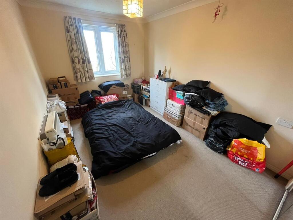 Apartment in London, Enfield Wash - View 5