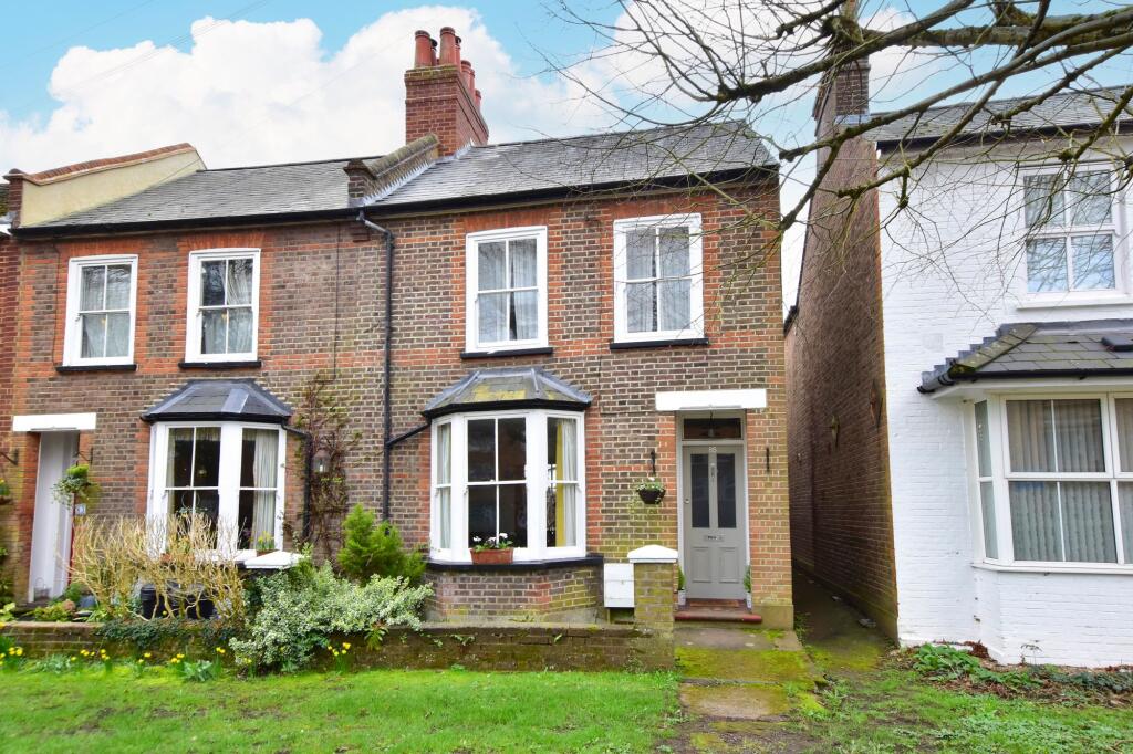 Main image of property: High Street, Abbots Langley, WD5