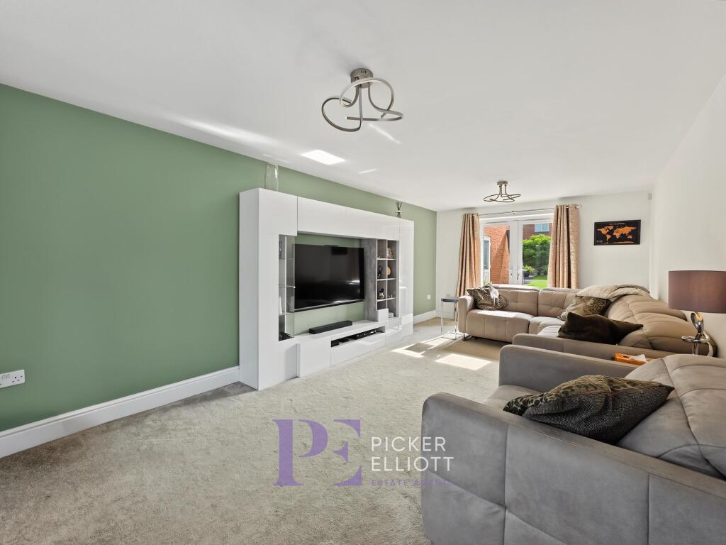 House in Hinckley and Bosworth, Sketchley, Burbage - View 4
