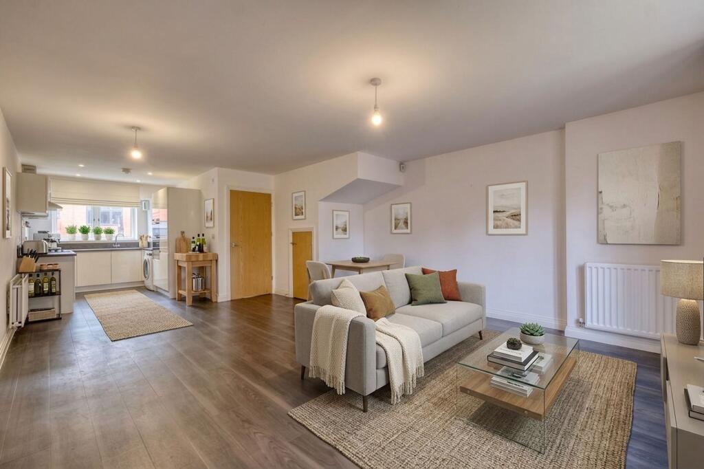 House in Birmingham, West Midlands - View 2