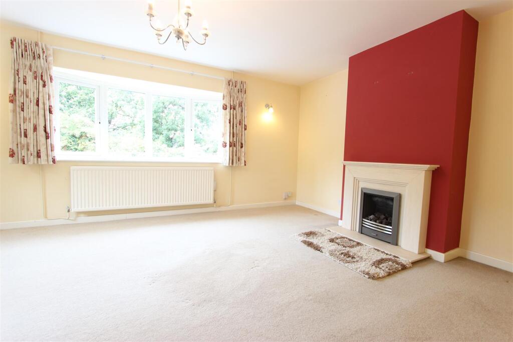 House in Enfield - More