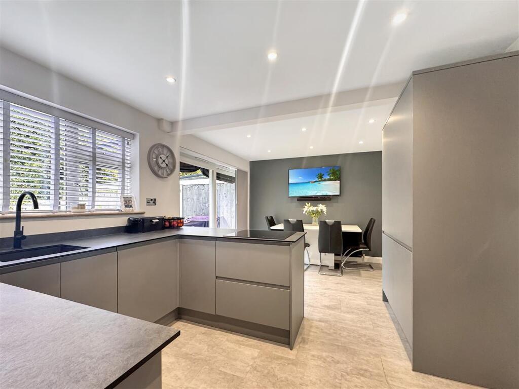 Melton Drive, Broughton Astley, Leicester photo 5