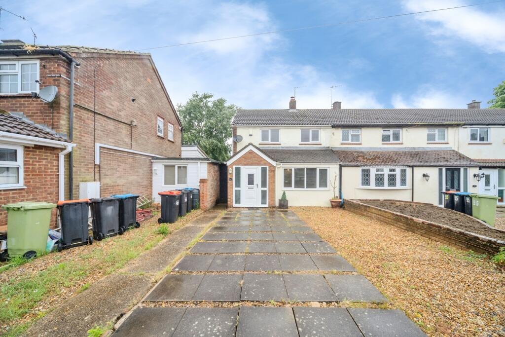 Main image of property: Avon Grove, Bletchley, Milton Keynes, Buckinghamshire, MK3
