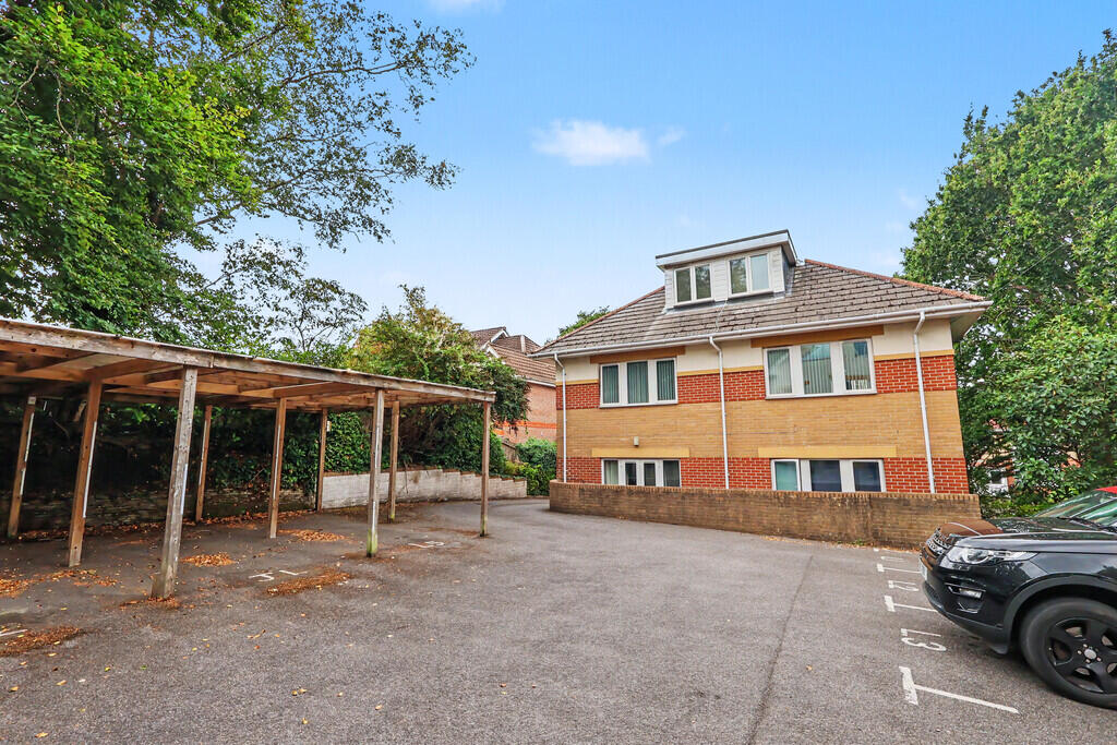 154  Alder Road photo 2