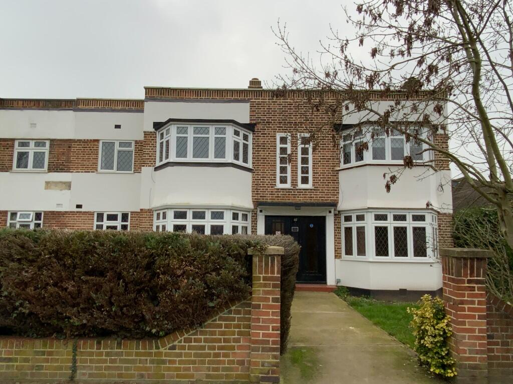 Main image of property: Little Gaynes Lane, Upminster, London, RM14
