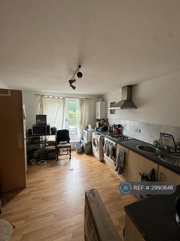 Main image of property: Woodland Lane, Leeds, LS7