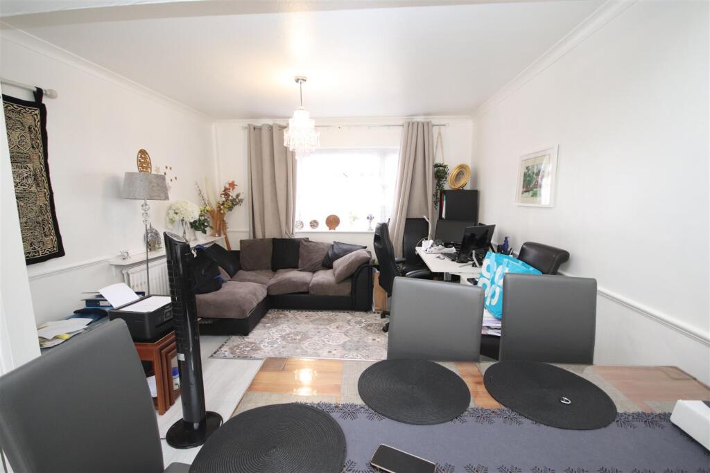 House in Dartford - View 3