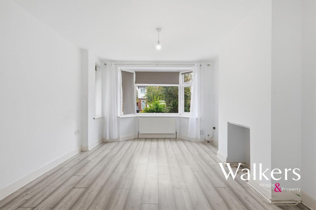 Longfield Road, Chelmsford - More