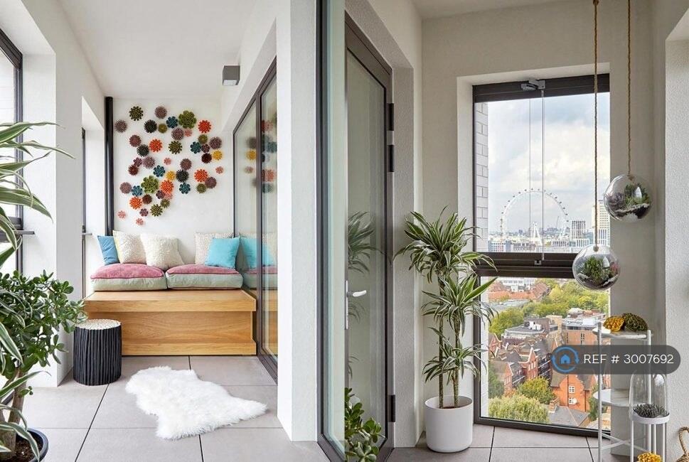 Apartment in London - More