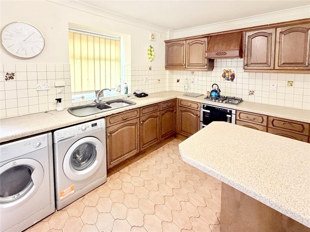 House in Barnsley, South Yorkshire - View 4