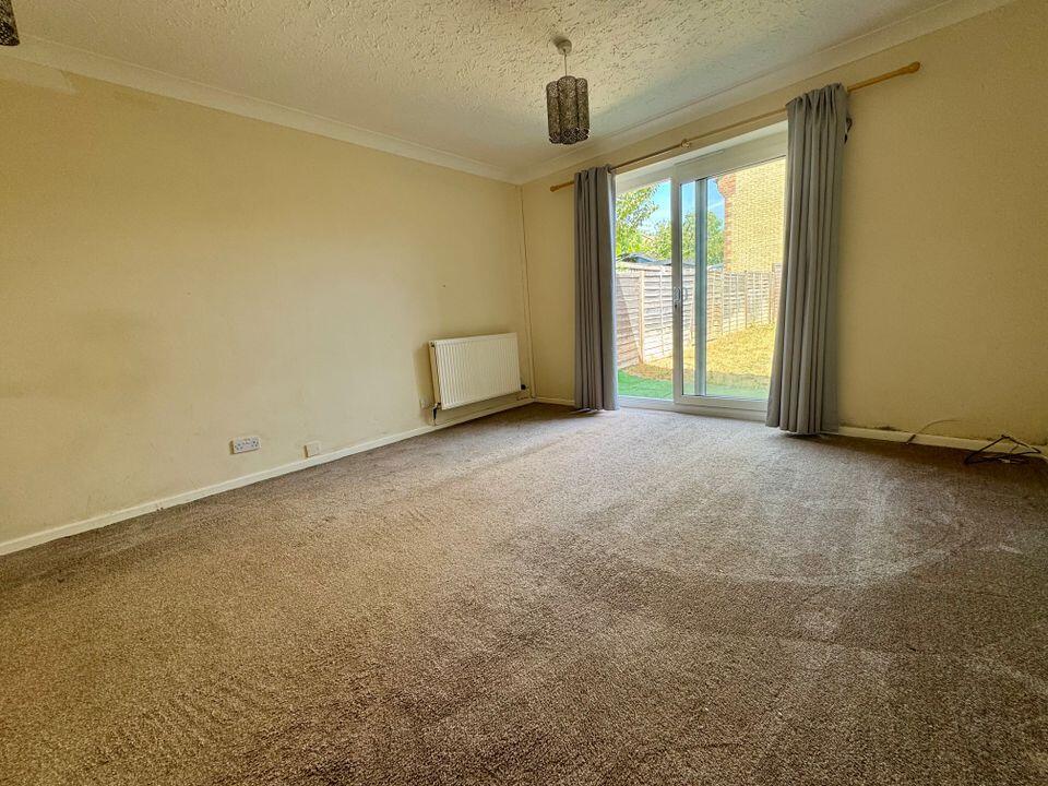 House in Swindon, Haydon Wick - View 4