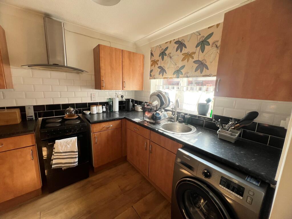 House in Redditch, Worcestershire - View 2