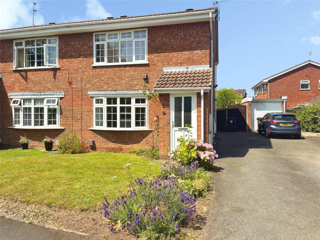 Main image of property: Worcester Grove, Perton, Wolverhampton, Staffordshire, WV6