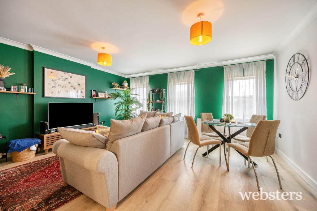 Apartment in Norwich - View 3