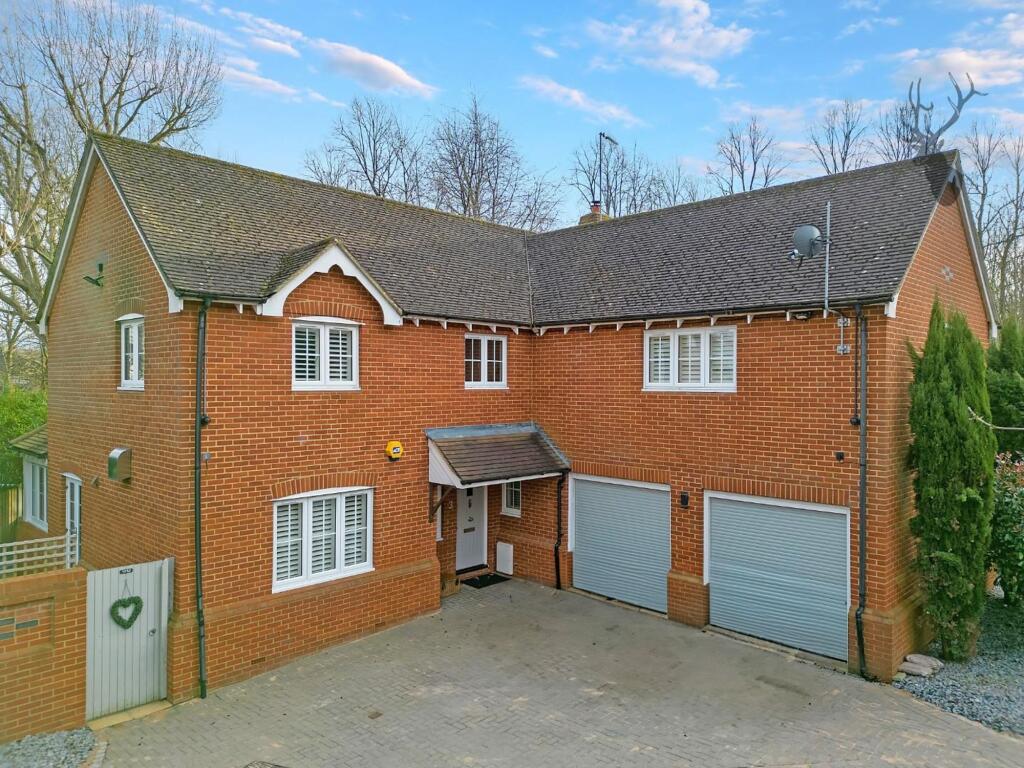Main image of property: Epping Road, North Weald, CM16