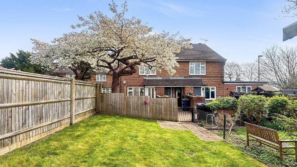 Main image of property: Edgecoombe, South Croydon, CR2 8AA