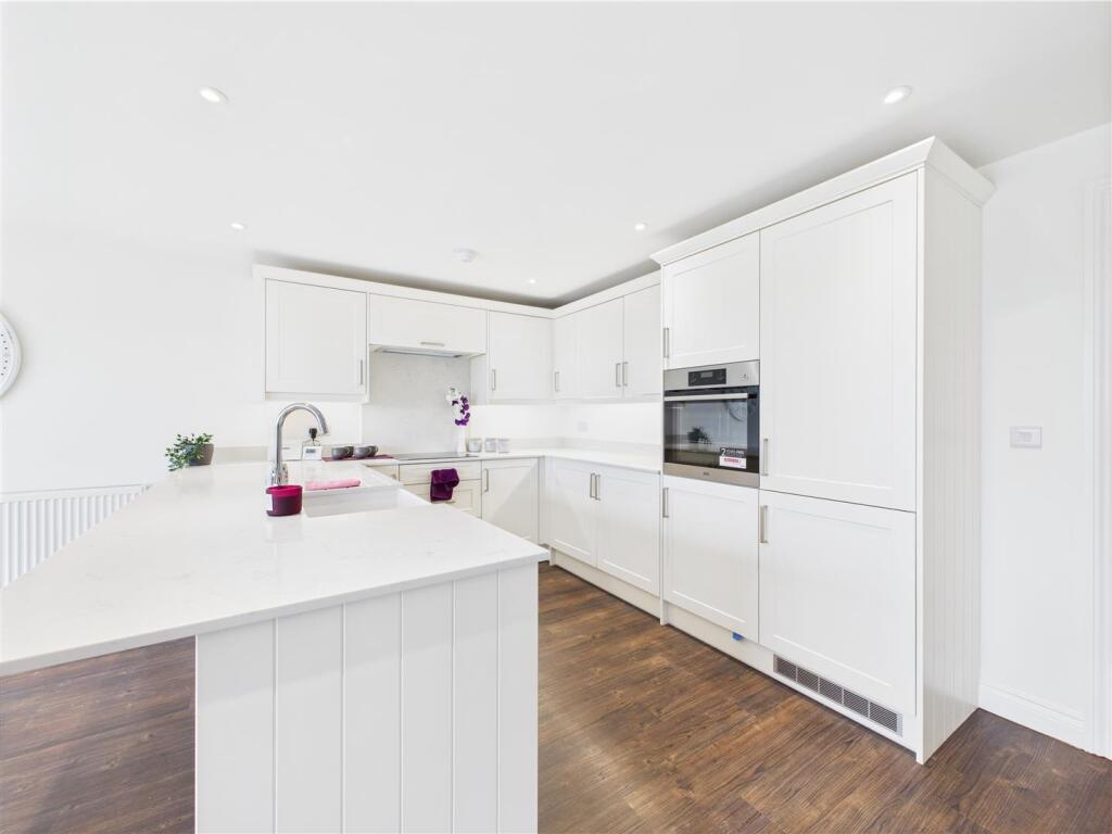 Main image of property: Dunmow Road, Ongar