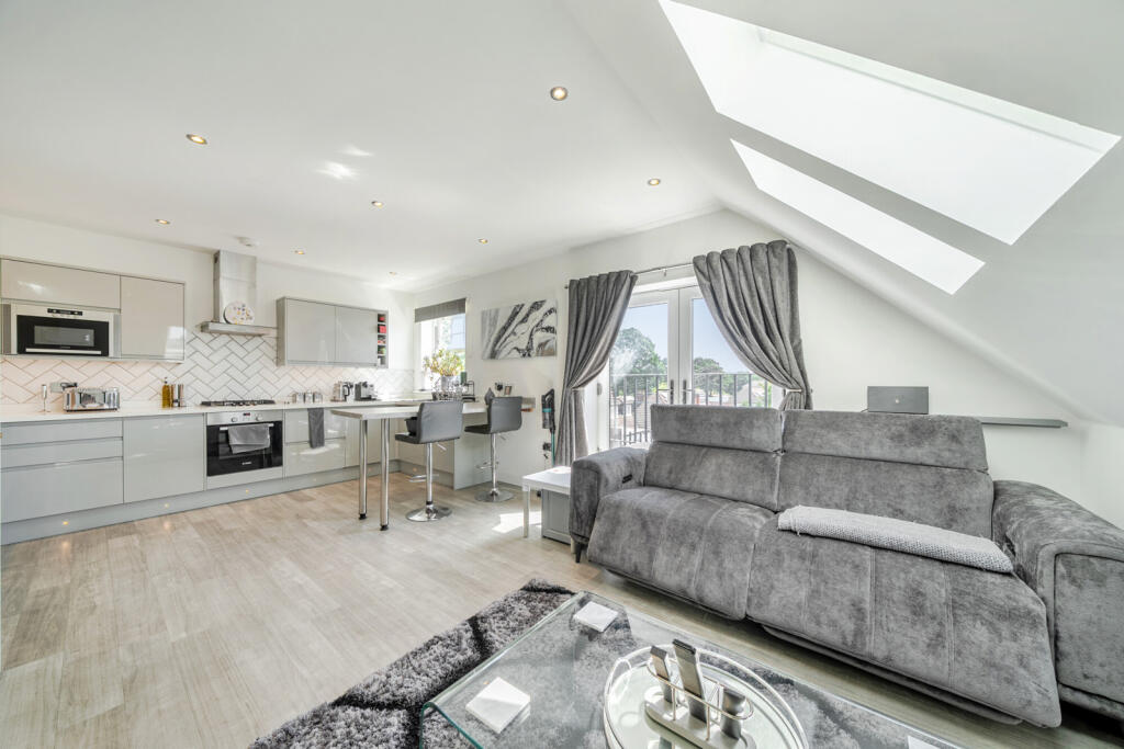 Apartment in London, Blackbrook, Southborough - View 3