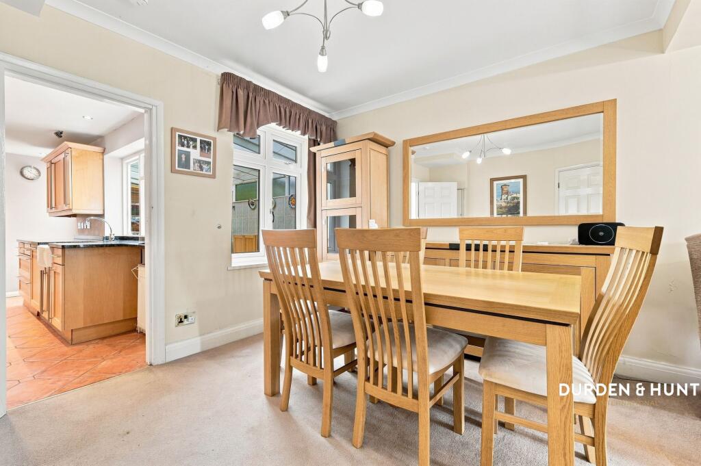 House in London - View 5