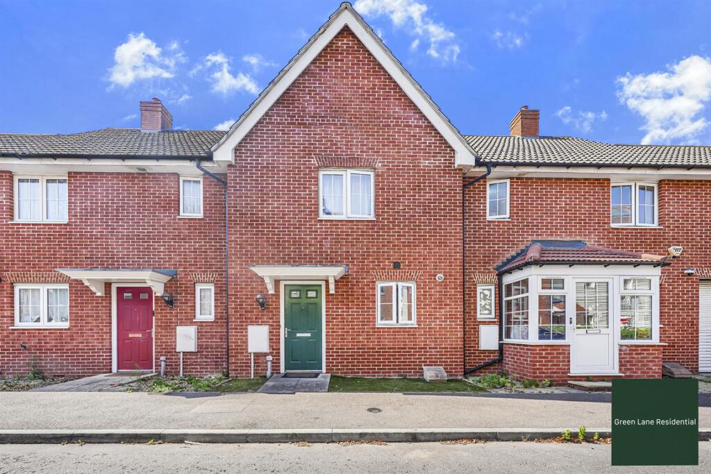 Main image of property: Panyers Gardens, DAGENHAM, RM10