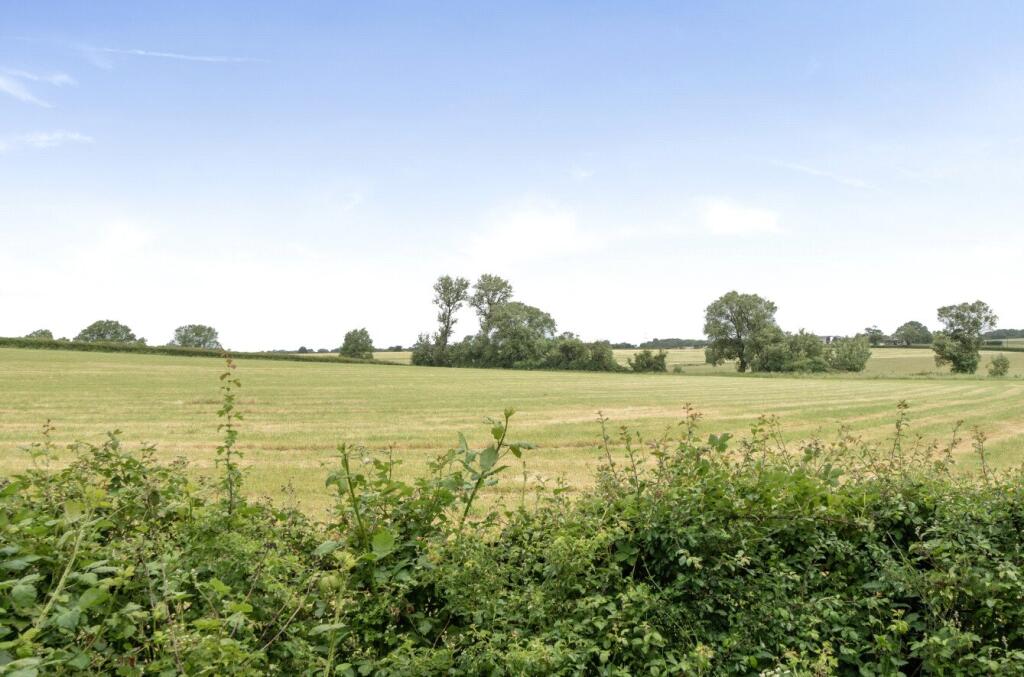 Feltham Road, Pucklechurch, Bristol, BS16 - More