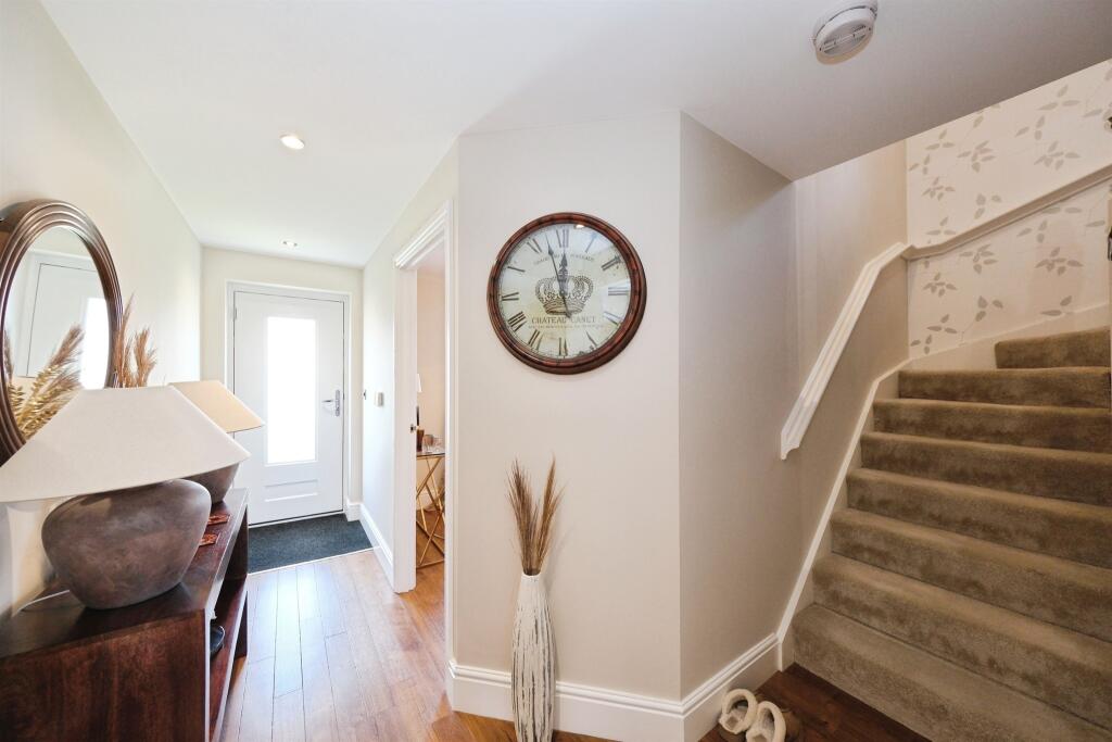 House in South Derbyshire, Melbourne - View 4