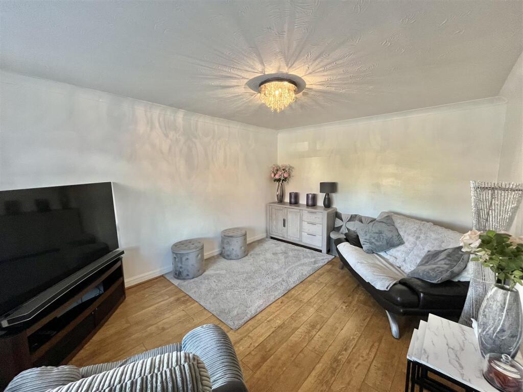 House in Stockport - View 5