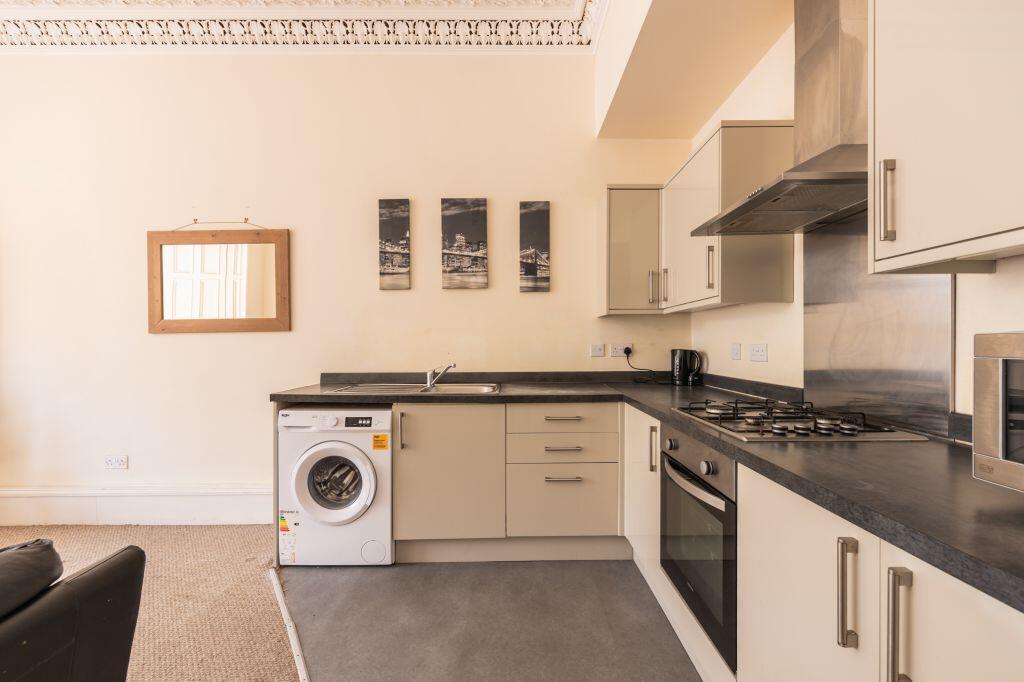 Apartment in Edinburgh, Polwarth, Merchiston - More