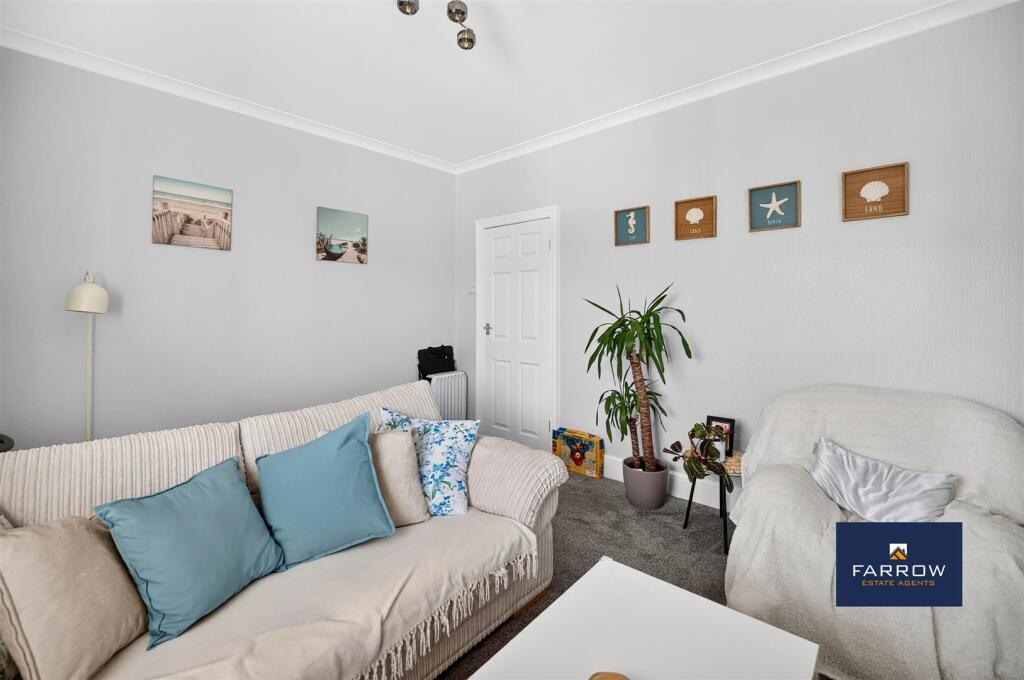 House in Doncaster - View 4
