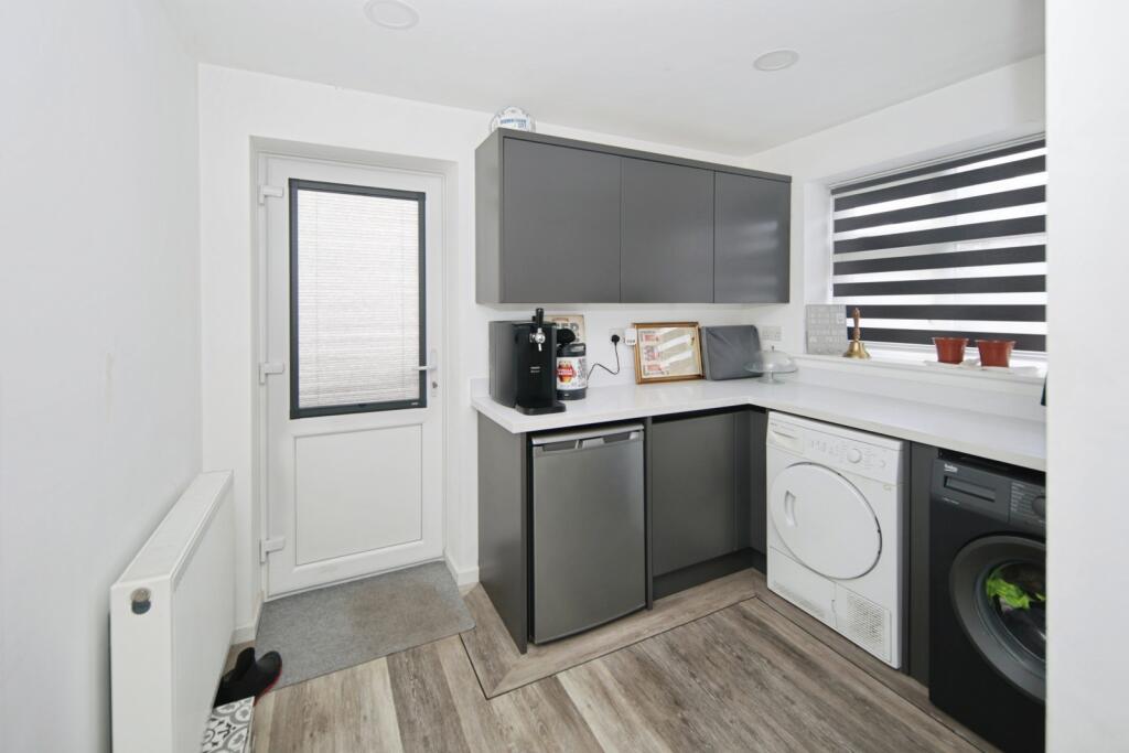 Additional image 11 of Farnworth Grove, Birmingham, West Midlands, B36