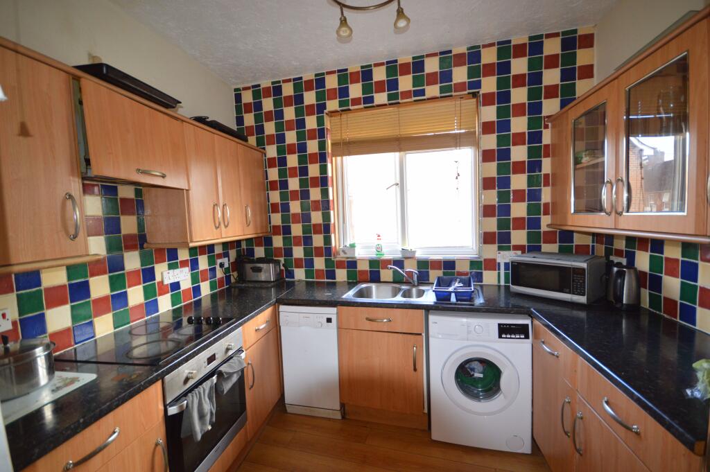 Apartment in Chichester, Easebourne - View 5