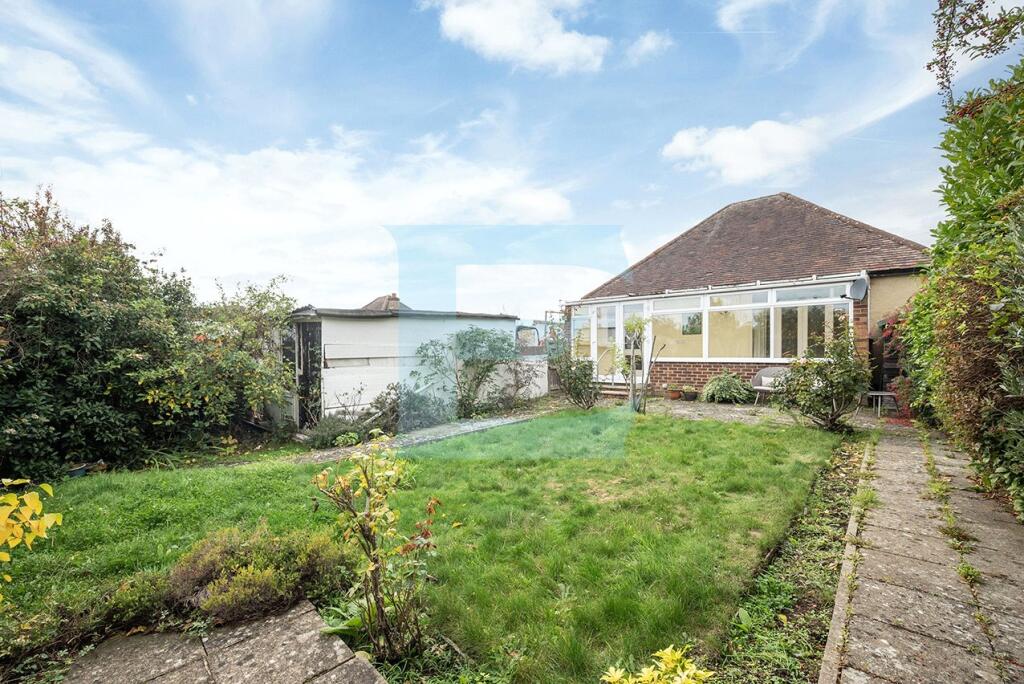 Featherstone Road, Mill Hill, London, NW7 photo 3