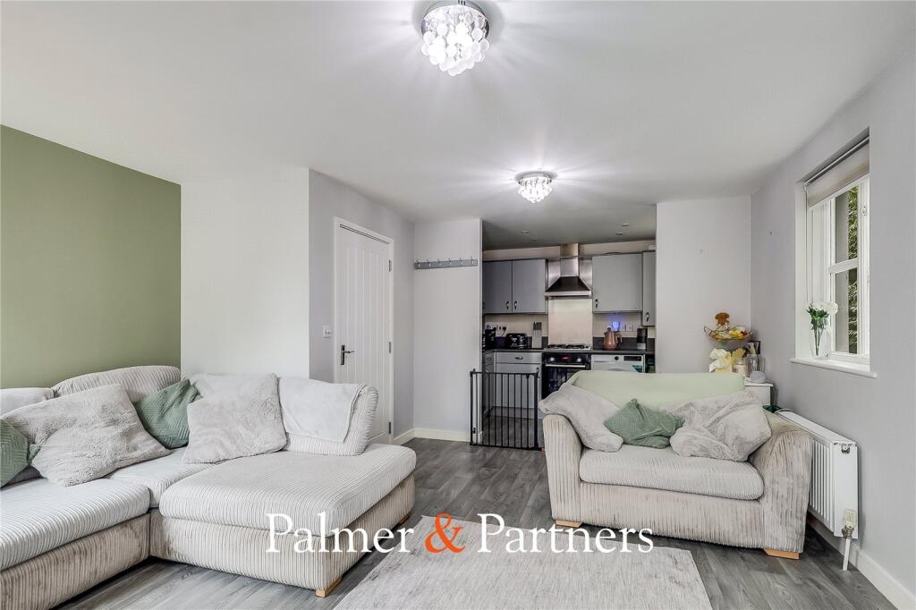 Apartment in Chelmsford - View 5