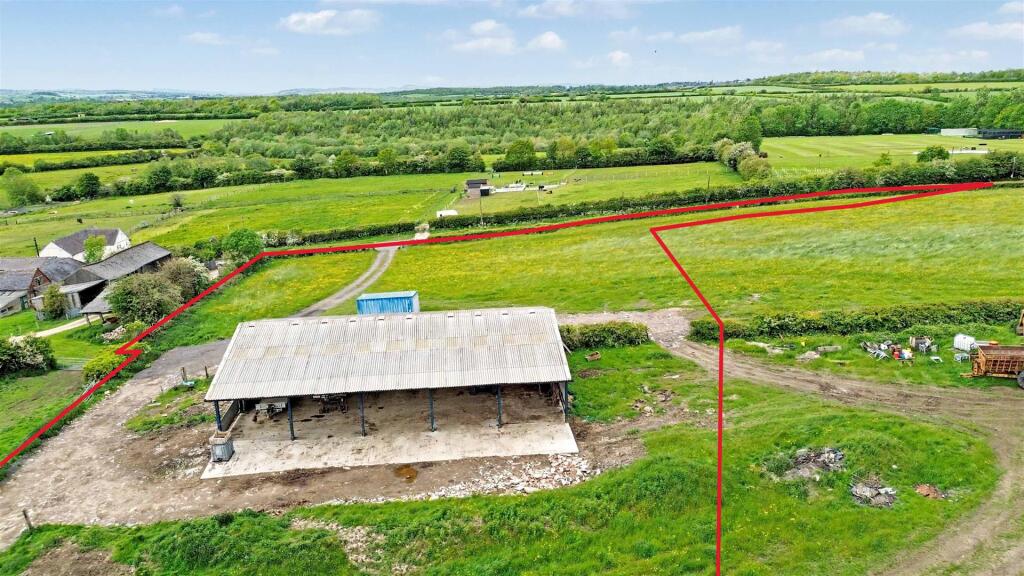 6-bed house on Land and Buildings at Manna Farm, Denby, £260,000