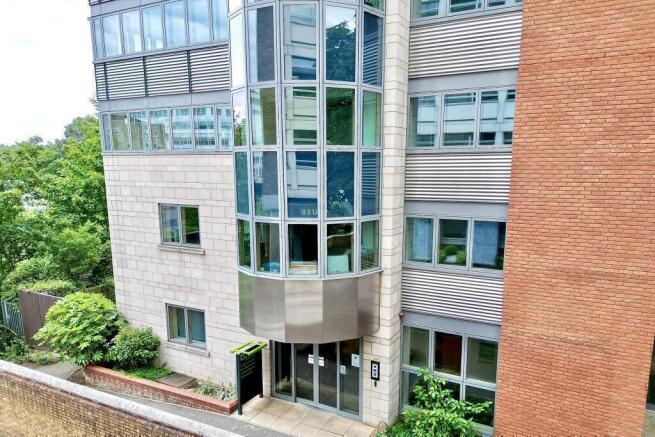The Courtyard - SW19