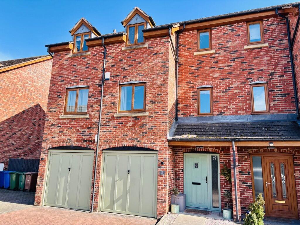 Main image of property: Little Orchard, Hook, Goole, DN14