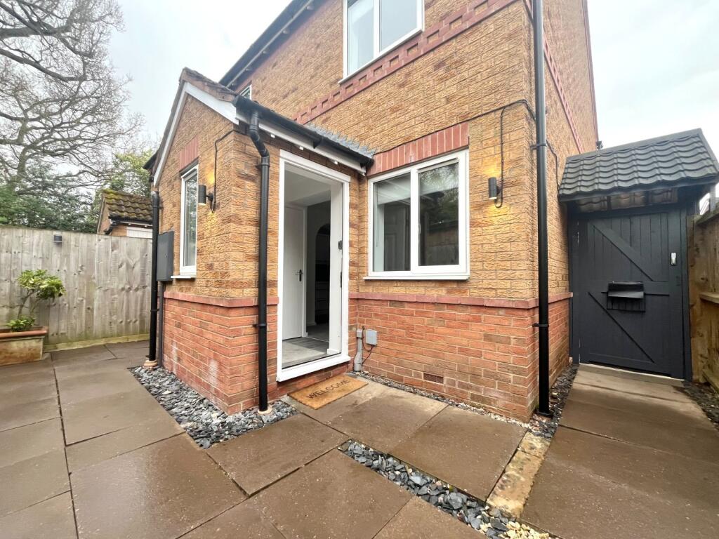 Main image of property: Dengate Drive, Balsall Common, Coventry, West Midlands, CV7