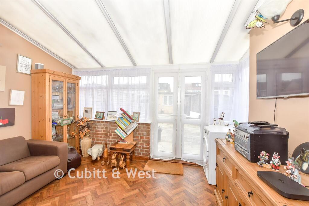 House in Portsmouth - View 5
