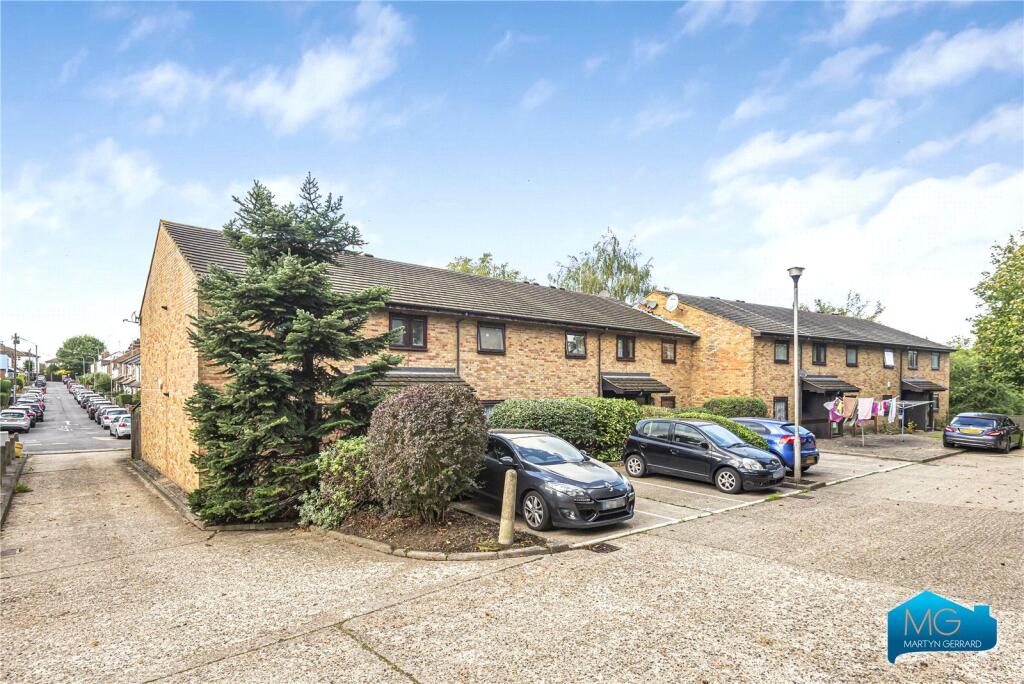 Main image of property: Puller Road, High Barnet, London, EN5