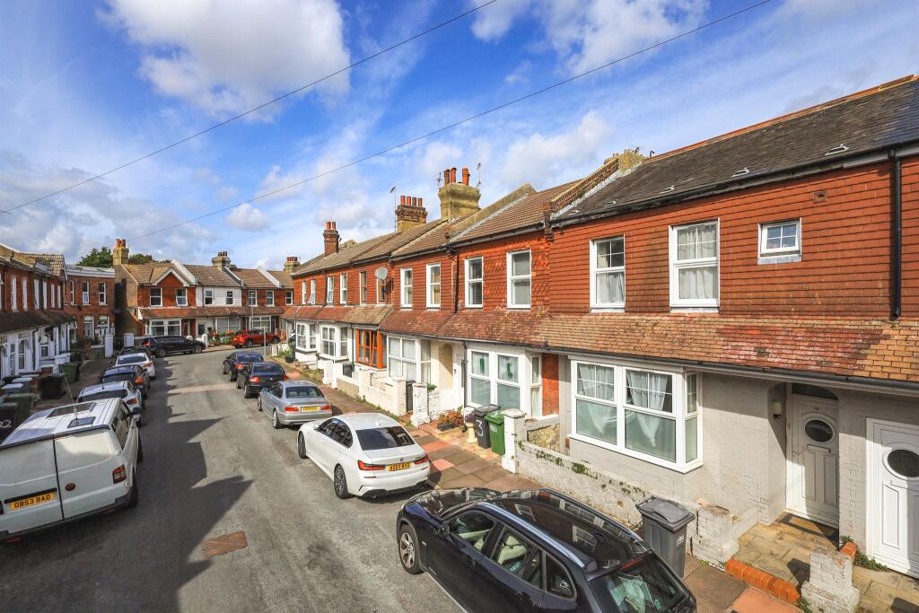 2-bed terraced on Winchcombe Road, Eastbourne, £210,000