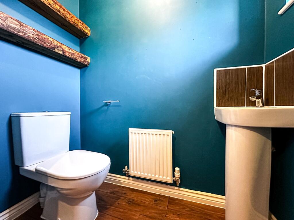 House in Chilton Trinity, Willowdown, Bridgwater Without - More