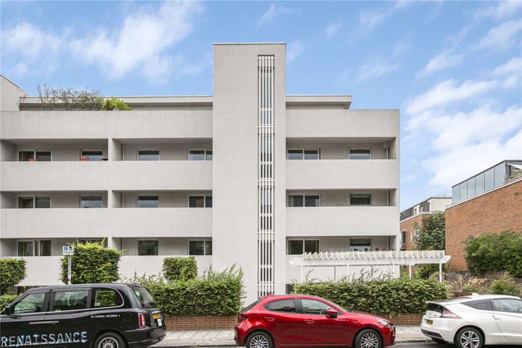 Main image of property: Carlton Drive, London, SW15