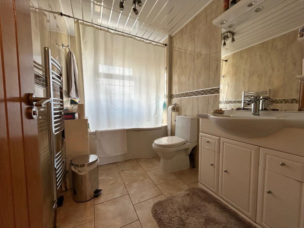 Additional image 12 of Moore Avenue, Bradford, BD6