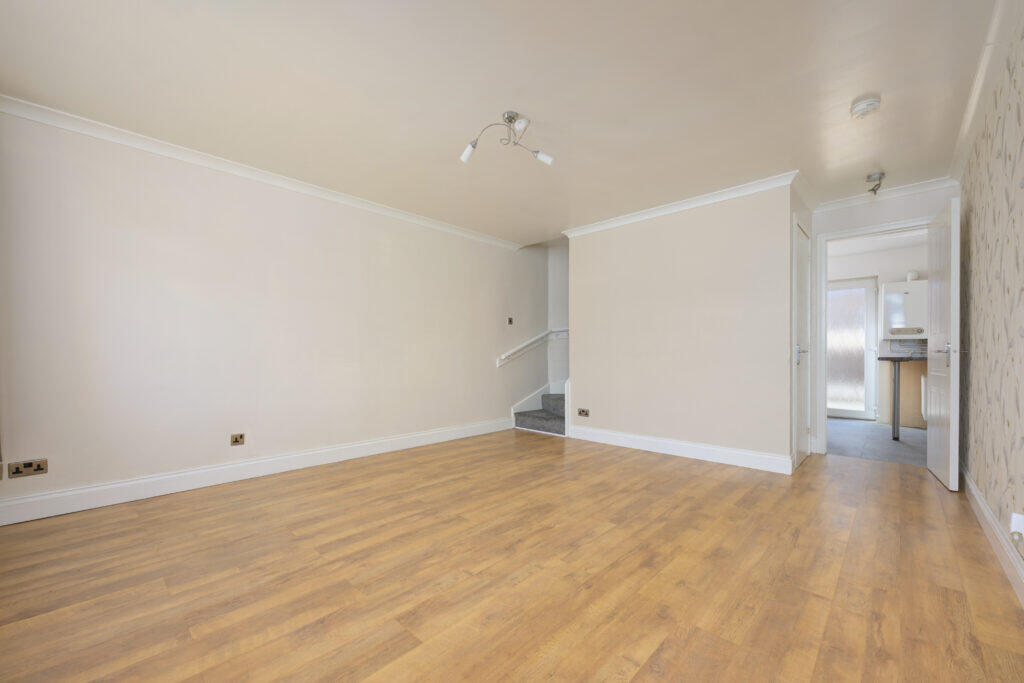 Valleyfield Drive, Blackwood, Cumbernauld photo 4