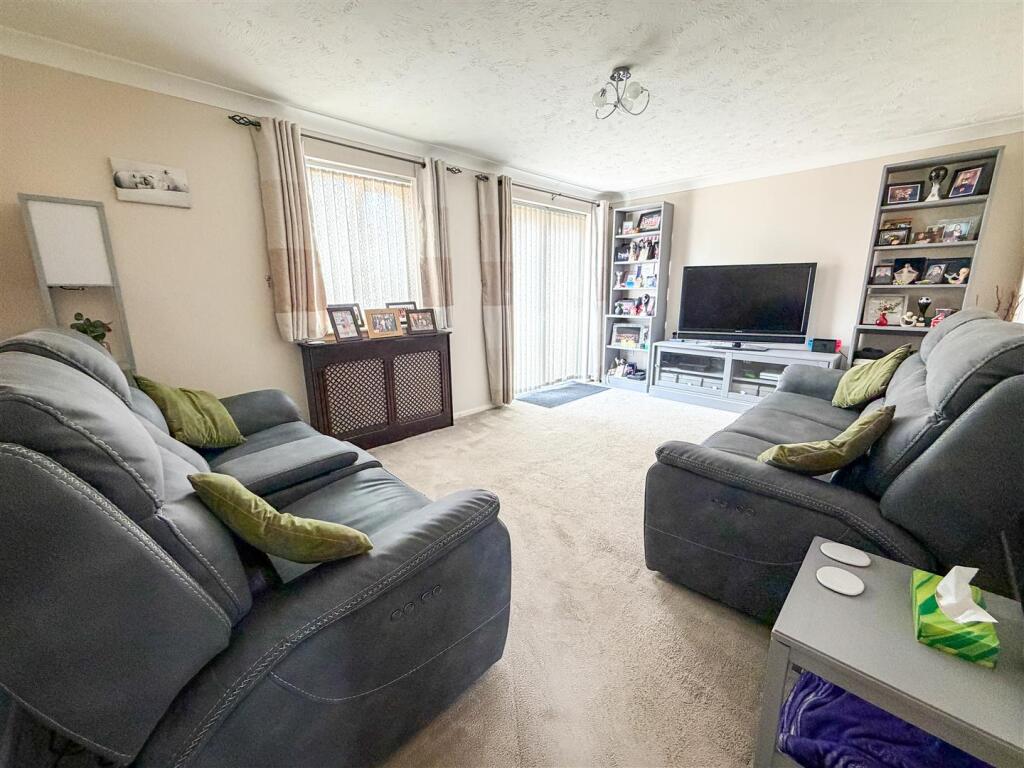 House in Clacton-on-Sea, Great Clacton - View 3