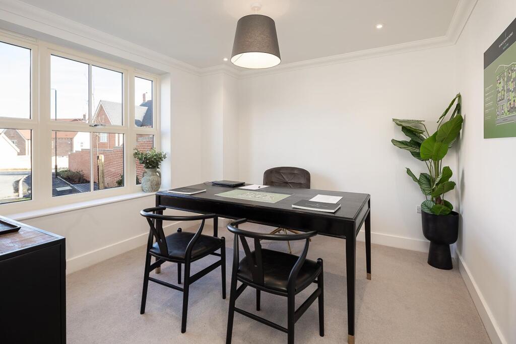 House in Northampton - View 5
