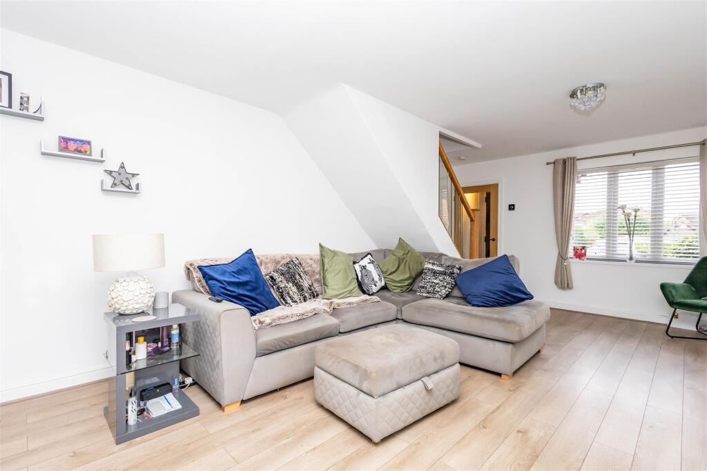 House in Chorley, Clayton-le-Woods - View 5