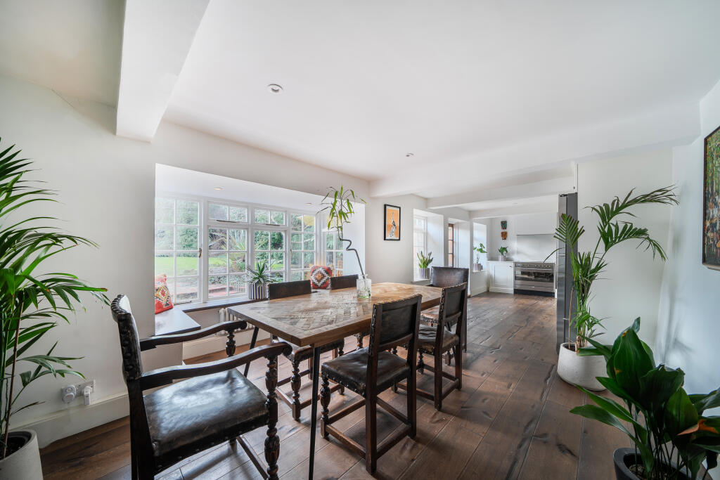 High Street, Redhill, RH1 - View 4
