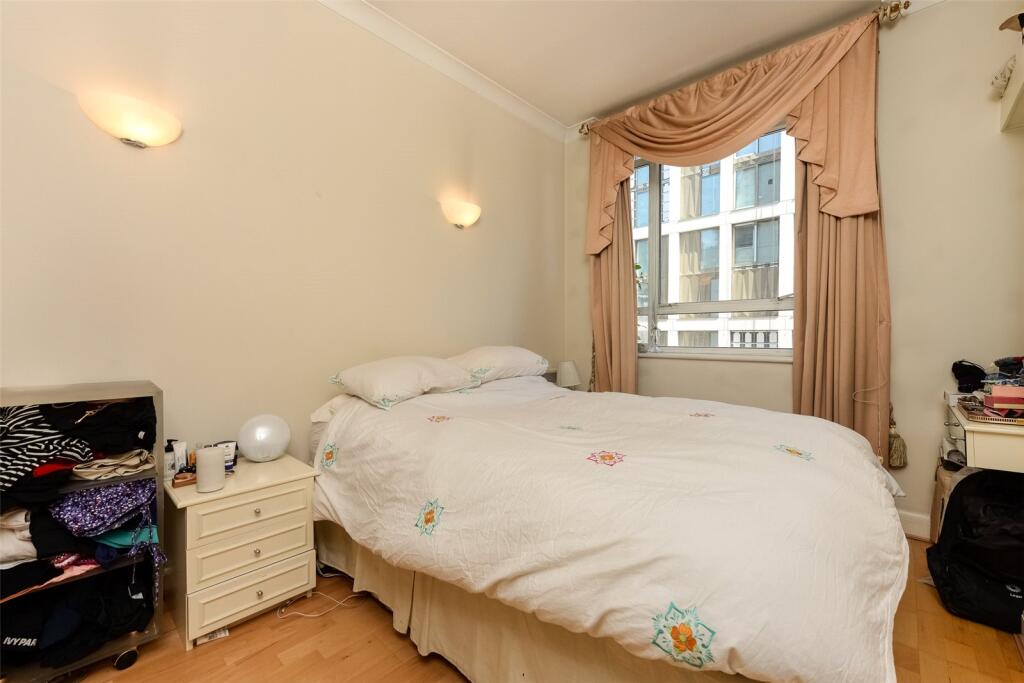 Apartment in London - View 4