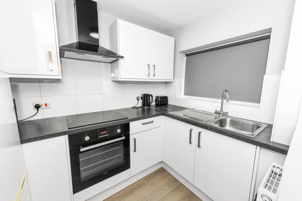 Apartment in Nottingham - View 4